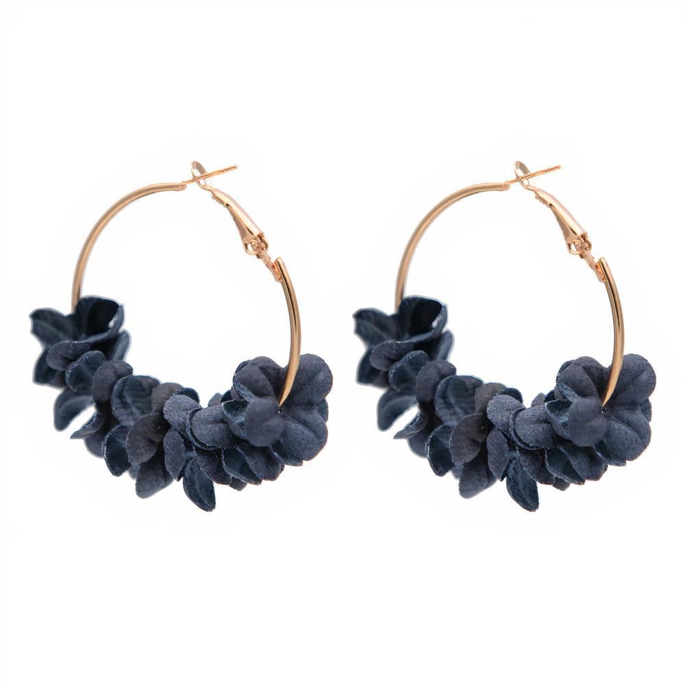 Elegant Aussie Navy Hoops | elegant navy hoops